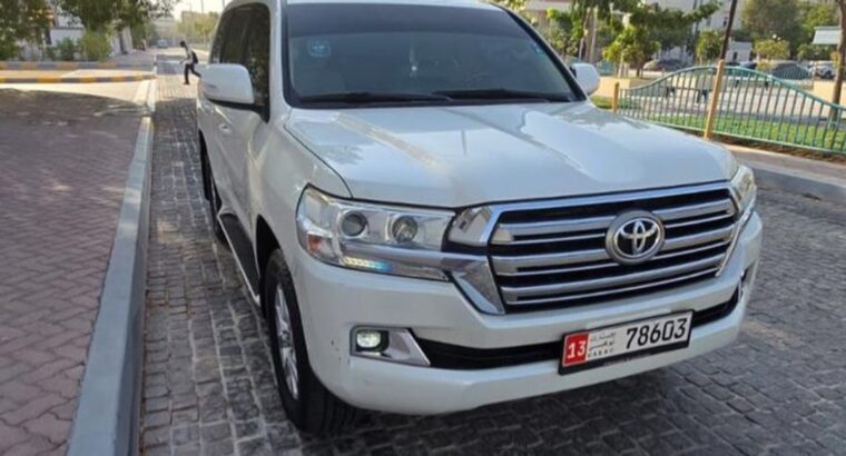 Toyota Land cruiser EXR 2017 Gcc in perfect condit