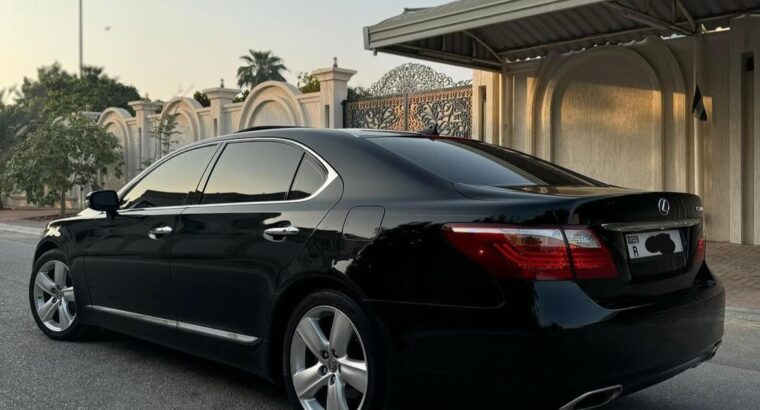 Lexus LS460 full option 2011 USA imported for sa