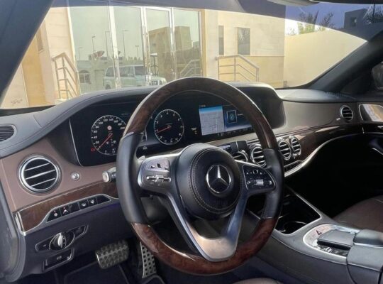 Mercedes S560 full option AMG 2018 imported for s