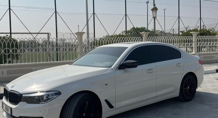 BMW 520 full option 2020 Gcc for sale