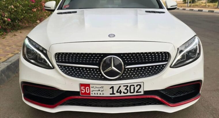Mercedes C300 in good condition 2016 USA imported