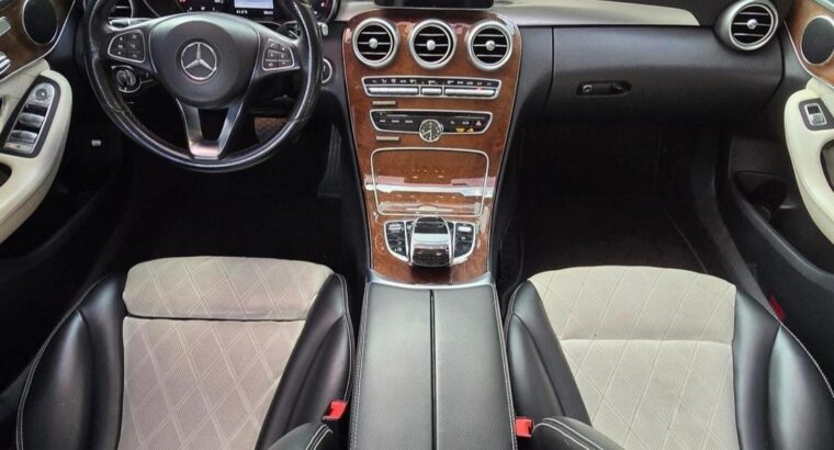 Mercedes C300 in good condition 2016 USA imported