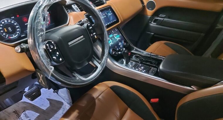 Range Rover sport SE 2019 Gcc in good condition