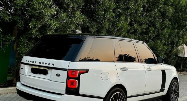 Range Rover vouge SE 2019 Gcc for sale