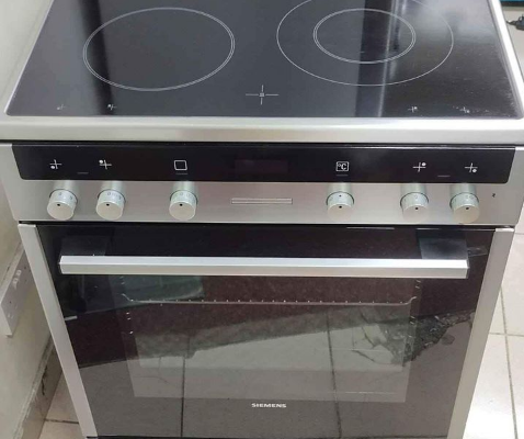 Siemens 60cm Electric cooker for sale