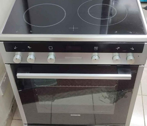 Siemens 60cm Electric cooker for sale