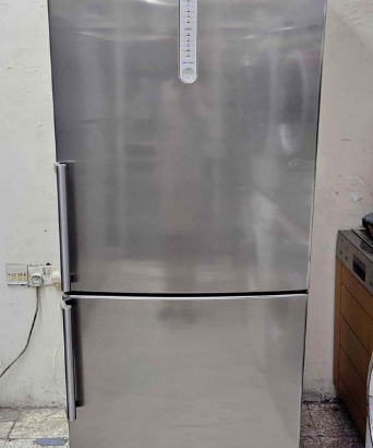 Siemens bottom freezer refrigerator for sale