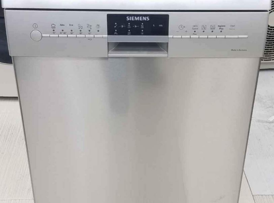 Siemens dishwasher 3 rack for sale