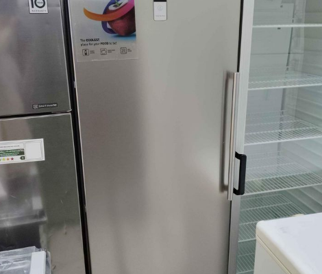 Evvoli Standing freezer no frost for sale