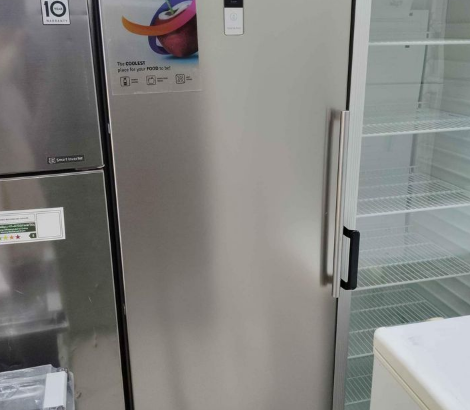 Evvoli Standing freezer no frost for sale
