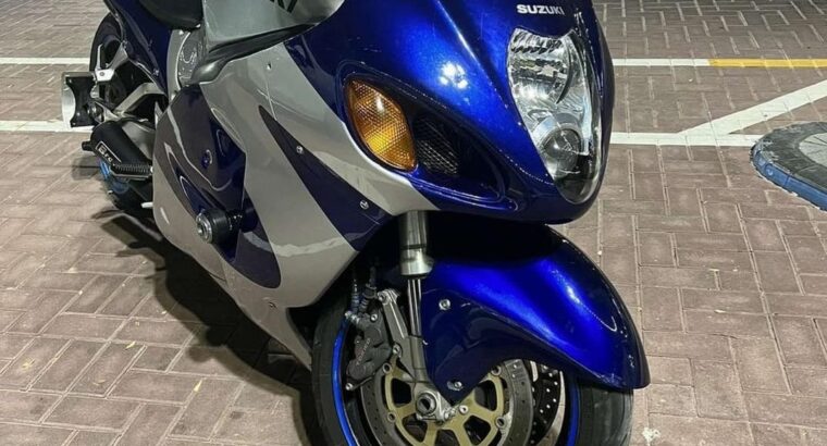 للبيع سوزوكي هايبوزا موديل 2005 بحالة جيدة