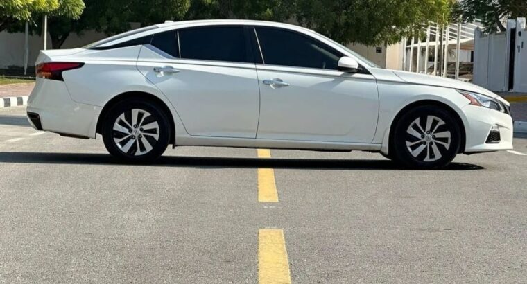 Nissan Altima 2020 In excellent condition for sale