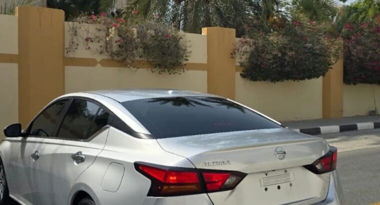 Nissan Altima 2019 In excellent condition for sale