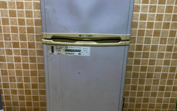 Fridge and washing machine for sale