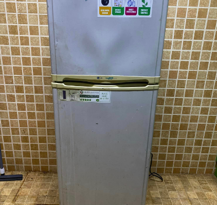 Fridge and washing machine for sale