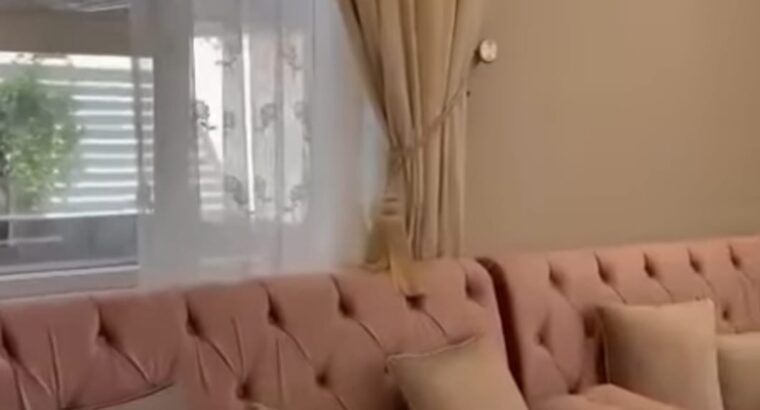 للبيع مجلس لـ 10 أشخاص