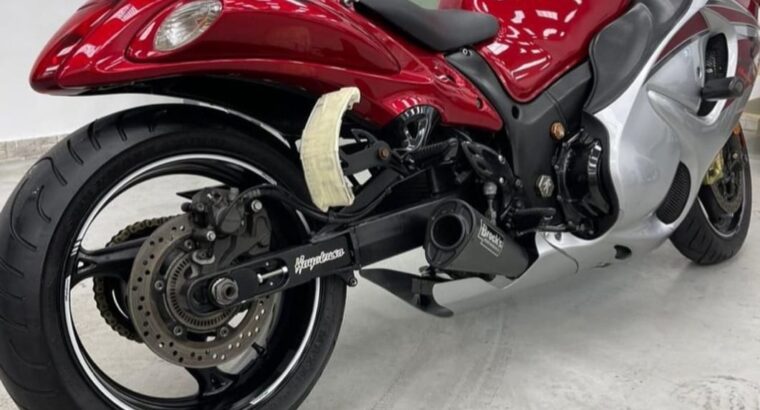 Suzuki Hayabusa 2016 Gcc in excellent condition fo