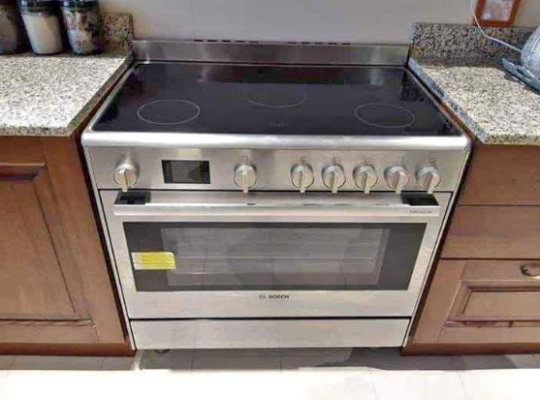 Bosch series 6 Full Electric Cooker 90cm for sale