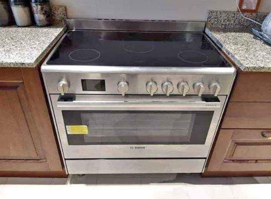 Bosch series 6 Full Electric Cooker 90cm for sale