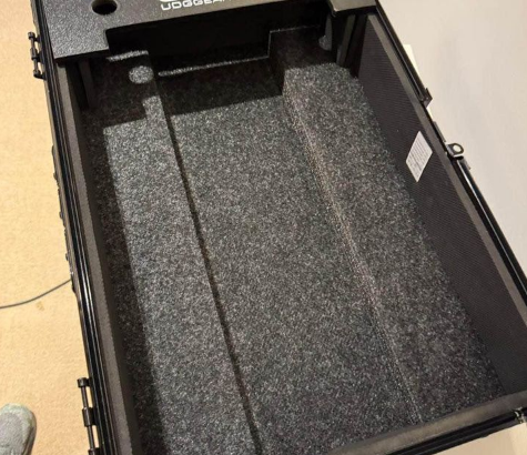 CDJ 3000 + V10 SET WITH FLIGHT CASE FOR SALE