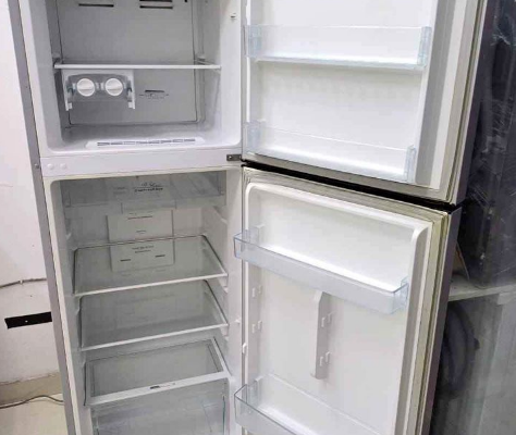 Frigidiar 350 liter Refrigerator available for sal