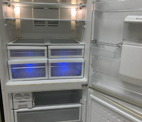 Huge refrigerator Beko For Sale