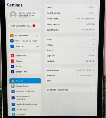 Ipad 9 generation 64Gb wifi for sale