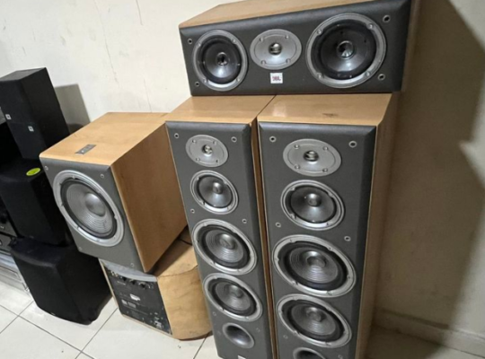 Jbl speakers and sub For Sale