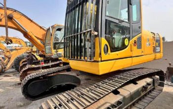 Komatsu PC 220-8 fresh 2022 imported from Germany