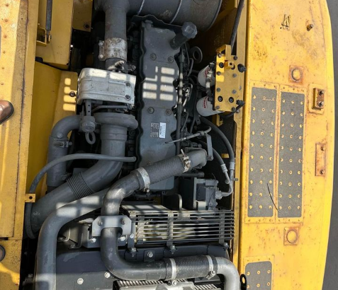 Komatsu PC 220-8 fresh 2022 imported from Germany