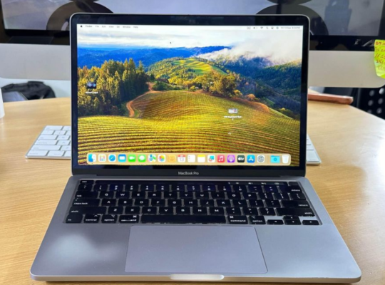 MACBOOK PRO 13-inch 2020. Core i7 Touch Bar For Sa