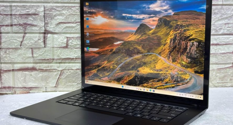 MICROSOFT SURFACE LAPTOP 4 15inch Touch 2.5k displ