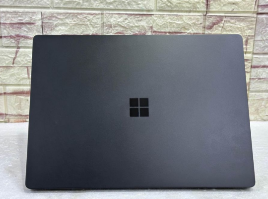 MICROSOFT SURFACE LAPTOP 4 15inch Touch 2.5k displ