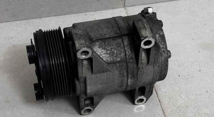 Nissan patrol y62 Original Ac Compressor For Sale