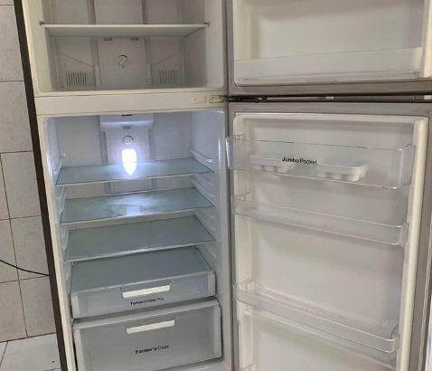 Refrigerator Daewoo 650 liters For Sale