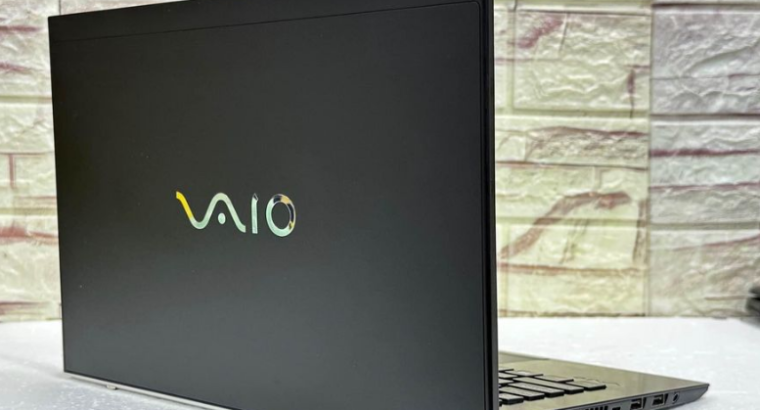 SONY VAIO 11 Core i5 8th Gen For Sale