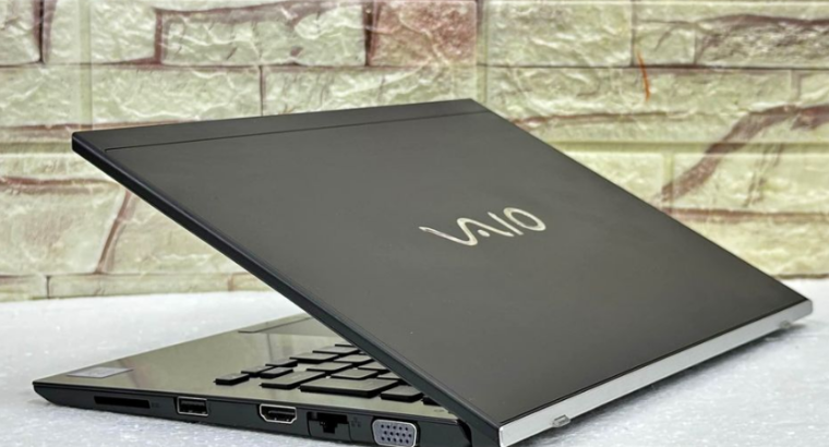 SONY VAIO 11 Core i5 8th Gen For Sale