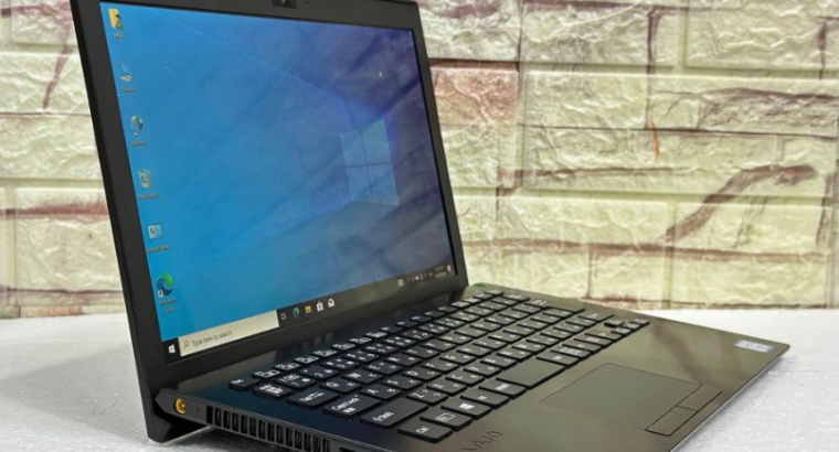 SONY VAIO 11 Core i5 8th Gen For Sale