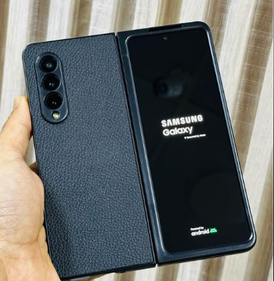 Samsung Z fold 3 5G 256Gb pin dot for sale