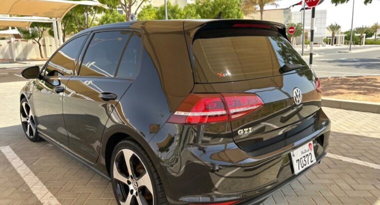 Volkswagen Golf GTi 2015 Gcc for sale