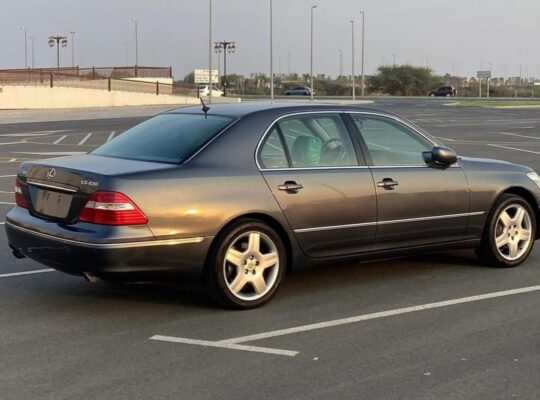 Lexus LS430 half ultra 2004 USA imported for sale