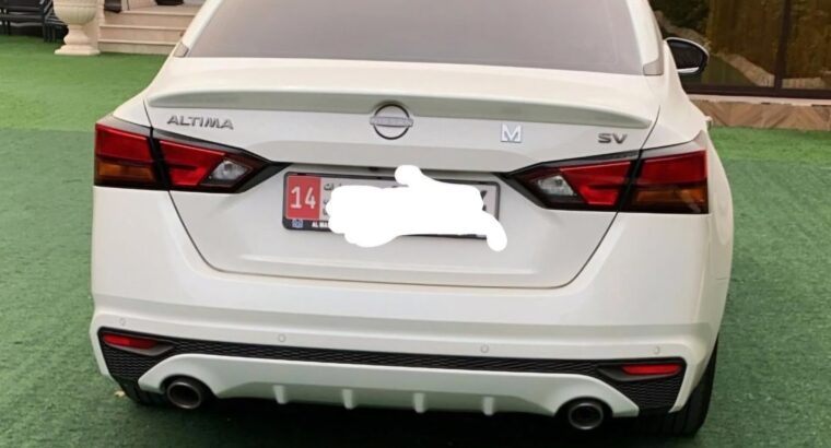 Nissan Altima SV full option Gcc 2024 for sale
