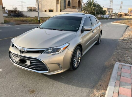 Toyota Avalon limited 2016 USA imported for sale