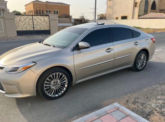 Toyota Avalon limited 2016 USA imported for sale