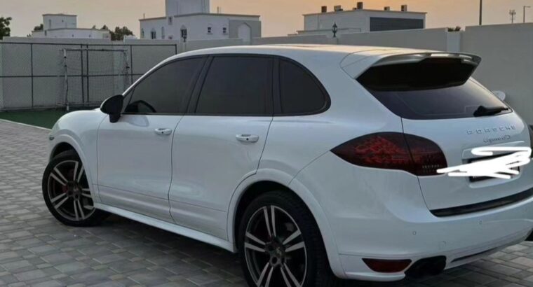 Porsche Cayenne GTS 2013 Gcc in good condition