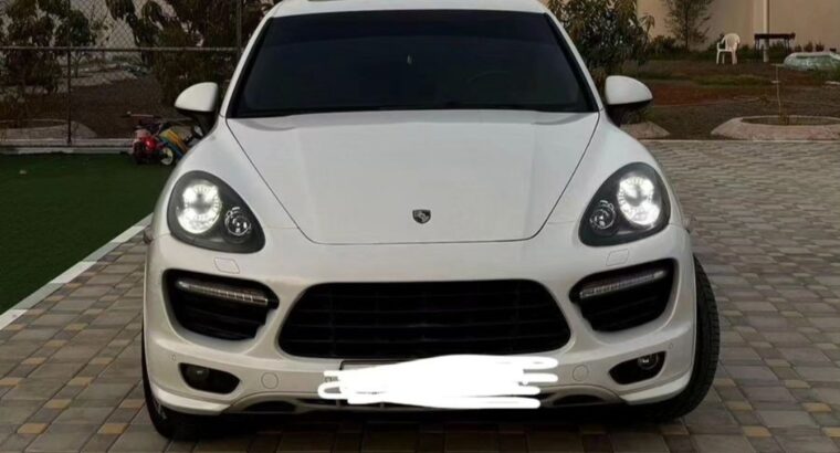 Porsche Cayenne GTS 2013 Gcc in good condition