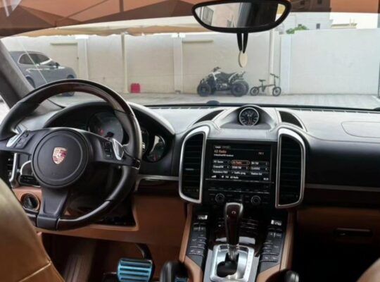 Porsche Cayenne GTS 2013 Gcc in good condition