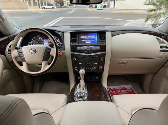 Nissan patrol LE 2014 full option for sale