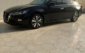 Nissan Altima SL 2020 full option USA imported