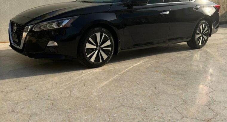 Nissan Altima SL 2020 full option USA imported